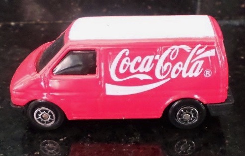 10156-1 € 3,00 coca cola bestelbusje rood met wit dak.jpeg